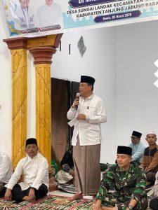 PEMKAB TANJUNG JABUNG BARAT LAKSANAKAN SAFARI RAMADHAN DI DESA SUNGAI LANDAK KECAMATAN SENYERANG.